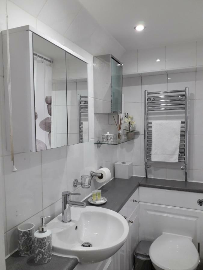 Luxurious Apartment In Kensington & Chelsea Лондон Екстер'єр фото